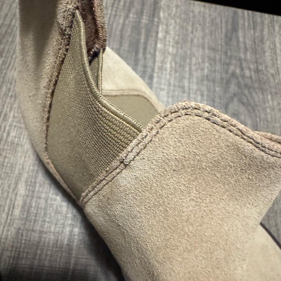 Aldo Beige Suede Chelsea Boots - Picture 3 of 7
